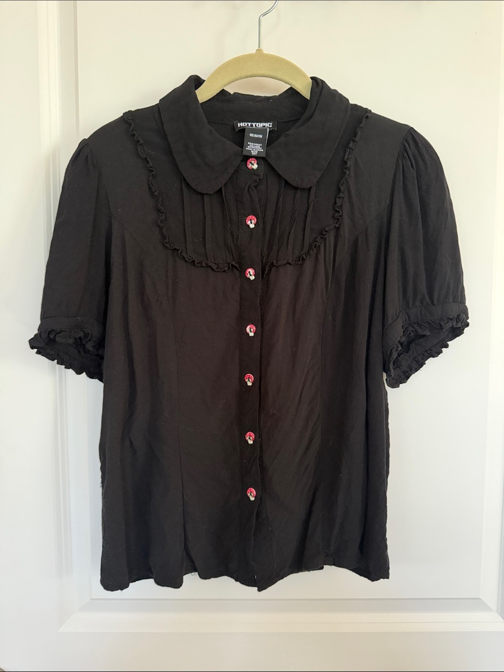 Hot Topic Black Peter Pan Collar Ruffle-Trim Blouse